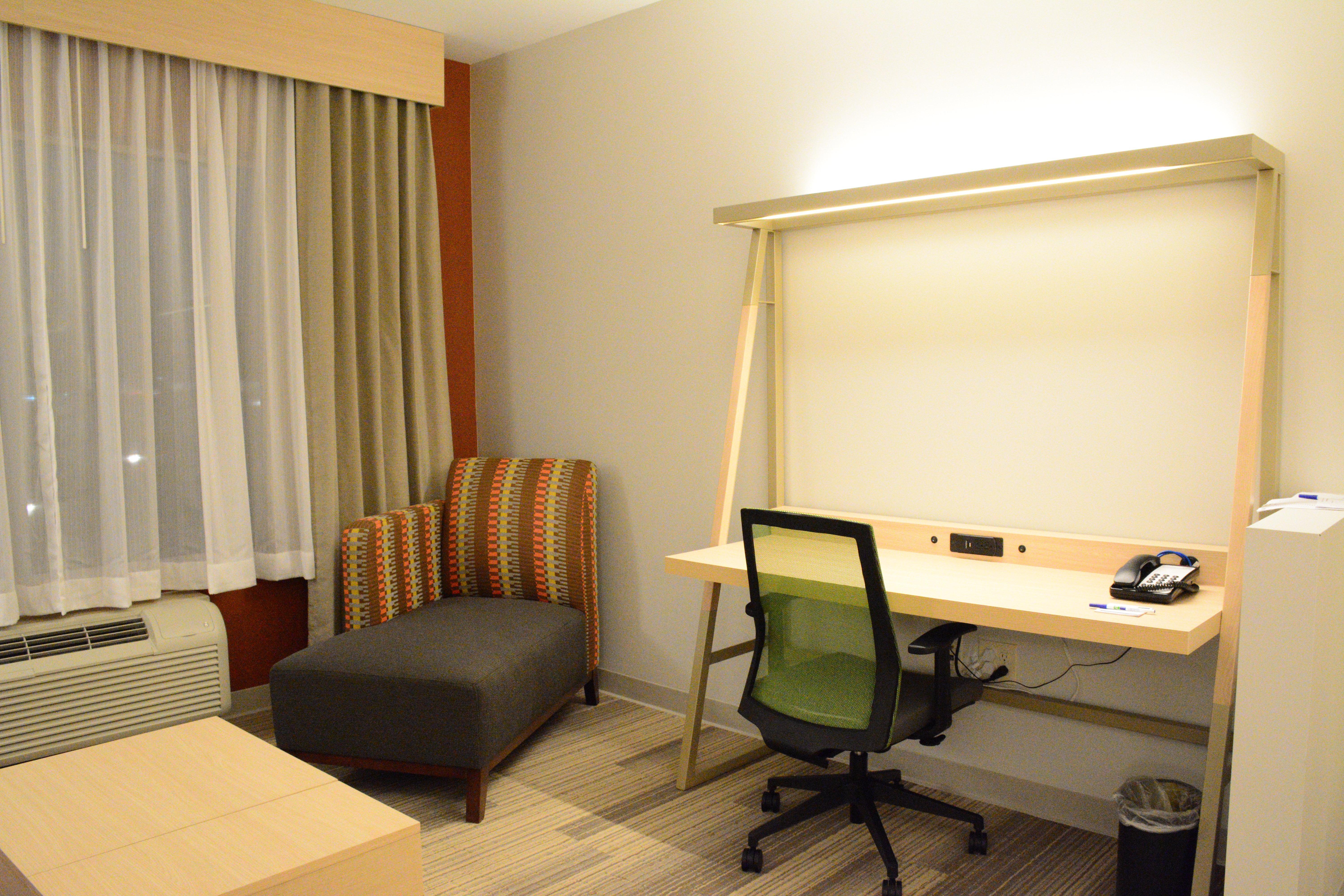 Holiday Inn Express & Suites Lexington Park California By Ihg Exterior foto